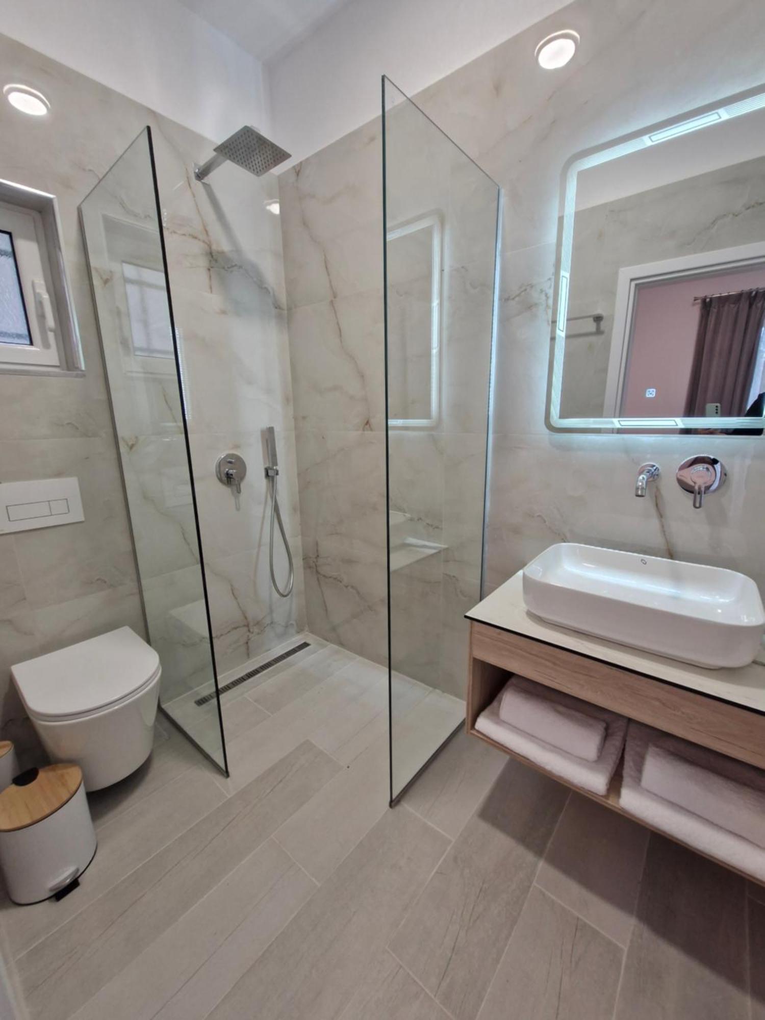 Villa Virginia Sarande Bagian luar foto